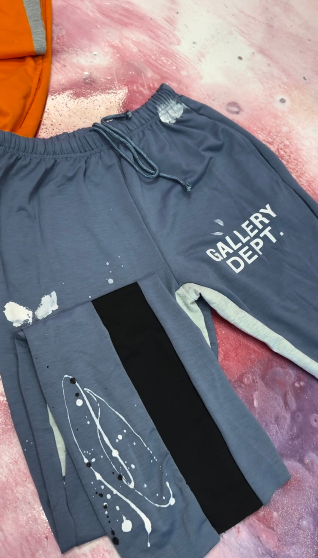 “Gallery” Sweatpants